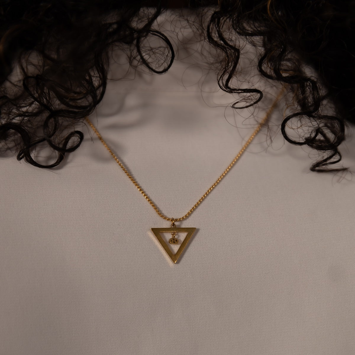 Water meets Cancer Necklace