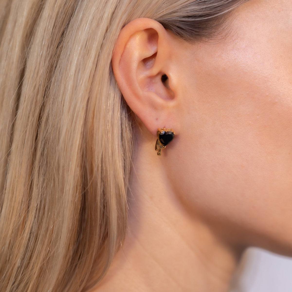 BlackHeart Earrings